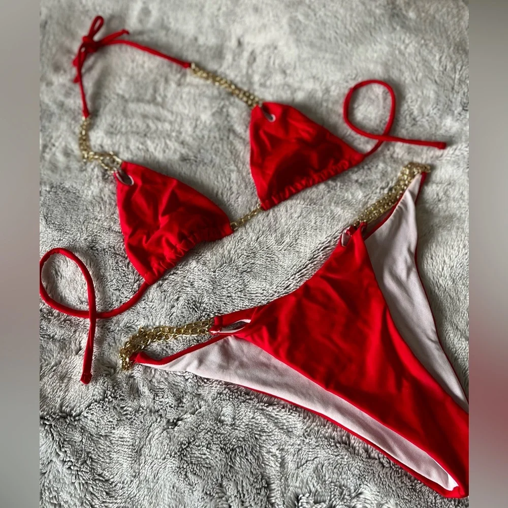 ❤️🔥 (SOLD) • SHEIN • red/gold chain bikini ❤️🔥 - Picture 1 of 5